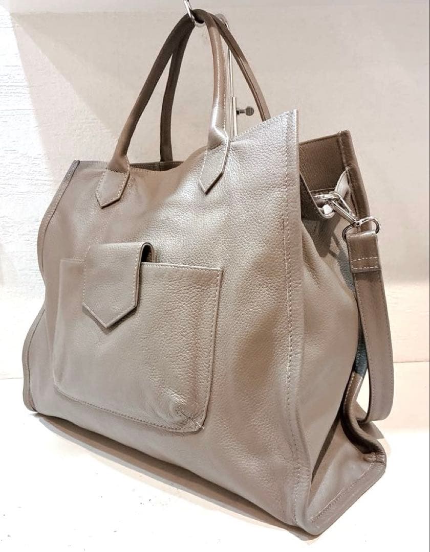 【美品】ear PAPILLONNER 立体ポケットトートバッグ　牛革　グレー