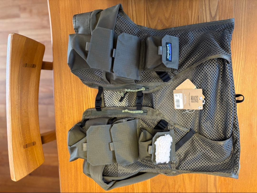 パタゴニア　ステルスパックベスト　新品未使用品　バージングリーン　サイズM／L