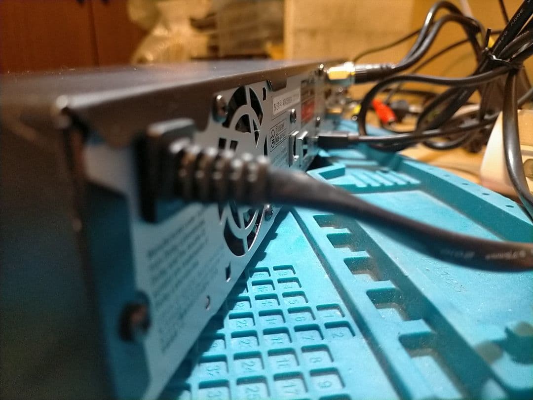 東芝HDD＆BLレコーダー　D-B305K・リモコン+HDMI付