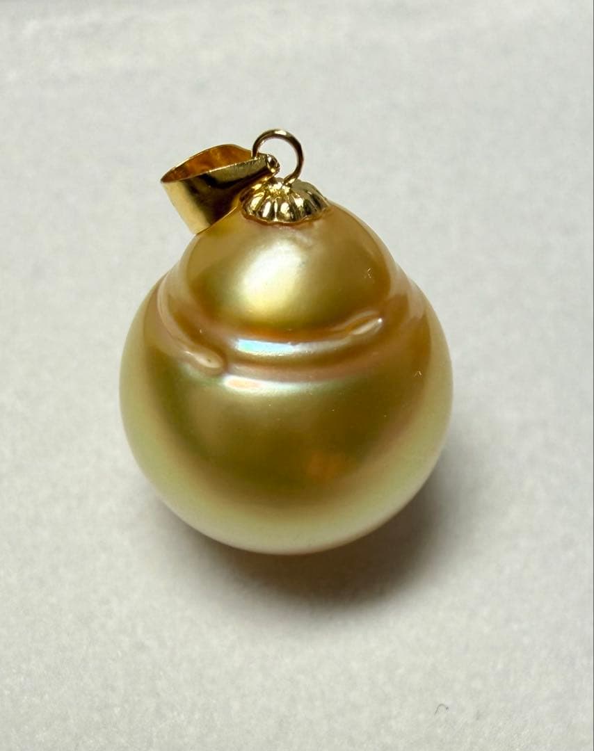 A6828 18k金　南洋真珠　金珠　ネックレス　トップ　天然真珠パール　本真珠