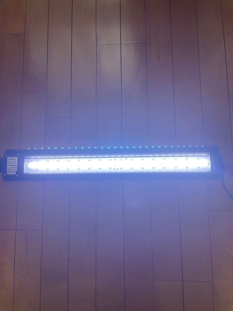 ムービースターGEX aquarista 水槽用ライト