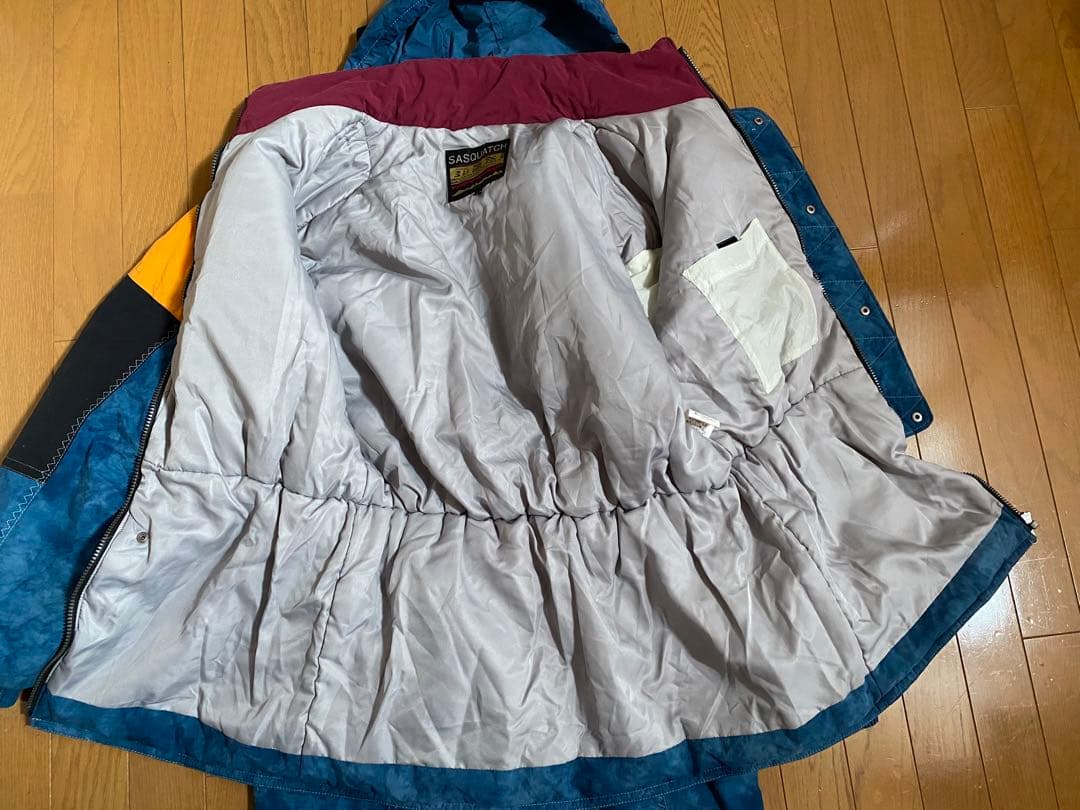 SASQUATCH サスクワッチ　スキーウェア　Ｌ