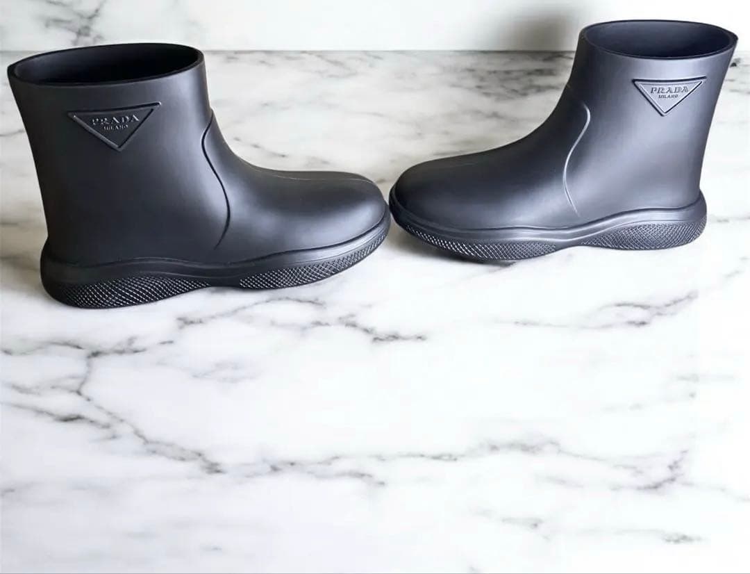 【極美品✨】 プラダ ブラック レインブーツ 41 ショートブーツ　PRADA