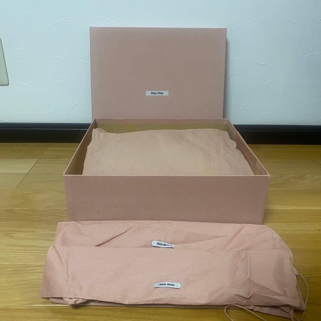 【miu miu ハイカットスニーカー ホワイト/レッド】