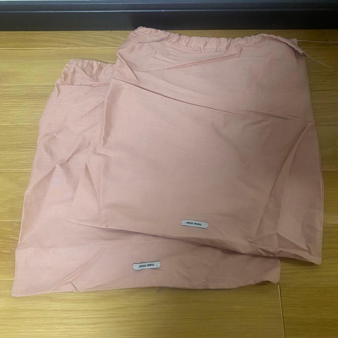 【miu miu ハイカットスニーカー ホワイト/レッド】