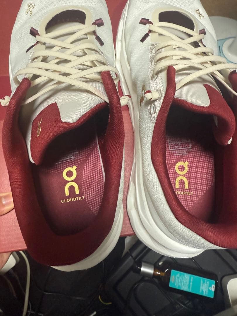 Cloudtilt 巳年限定カラー　ホワイト/レッド26.5cm