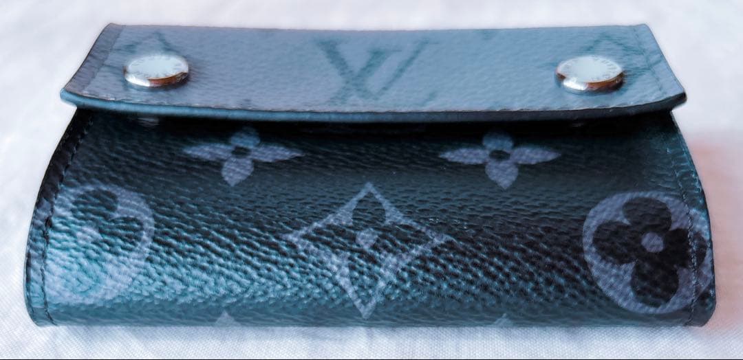 LOUIS VUITTON モノグラム エクリプスリバース 財布 ルイヴィトン