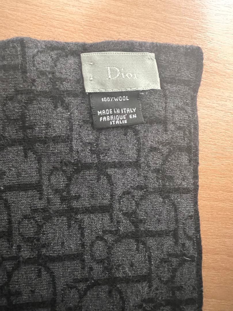 Dior 黒 マフラー