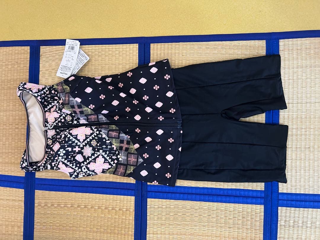 スポーツ用水着セット タンクトップ＆ショートパンツ