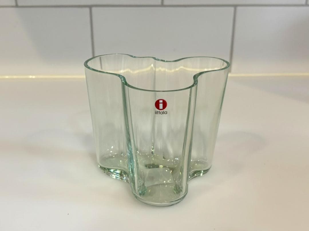 新品未使用品・アアルト　フラワーベース　イッタラ 95ミリ　クリア1937