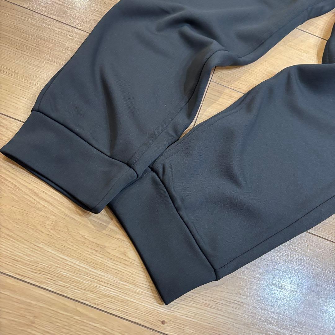 新品　デサント　DESCENTE 上下セット　ヒートナビ　ウォーム スウェット