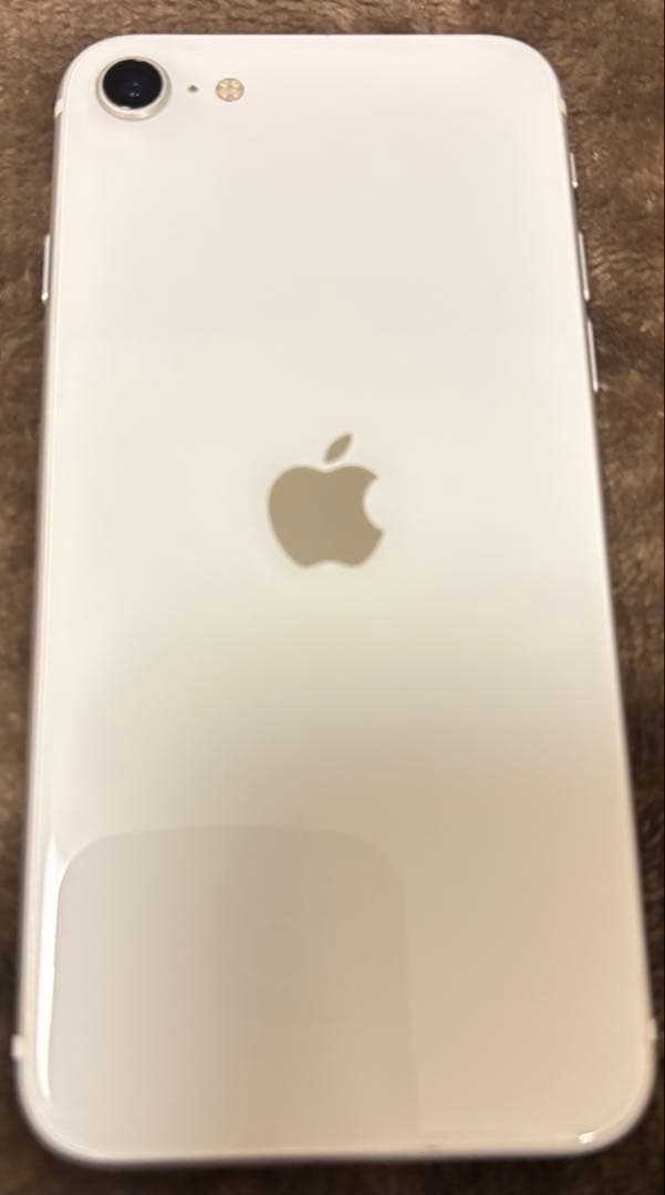 iPhone SE2 第2世代 128GB SIM解除済 白 バッテリー81%