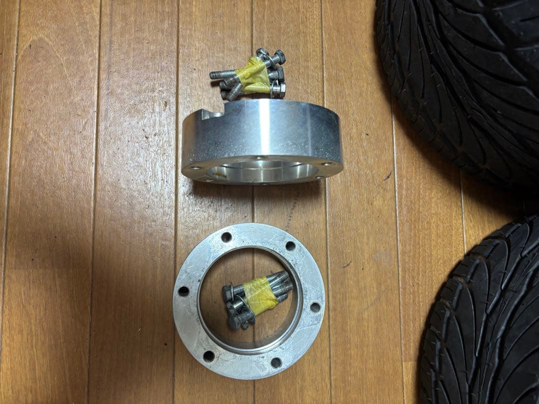 ジャイロキャノピー　235/30/10 タイヤ　ホイール　40ミリスペーサー付き