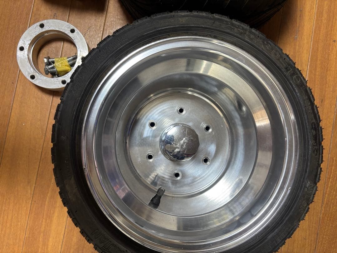 ジャイロキャノピー　235/30/10 タイヤ　ホイール　40ミリスペーサー付き