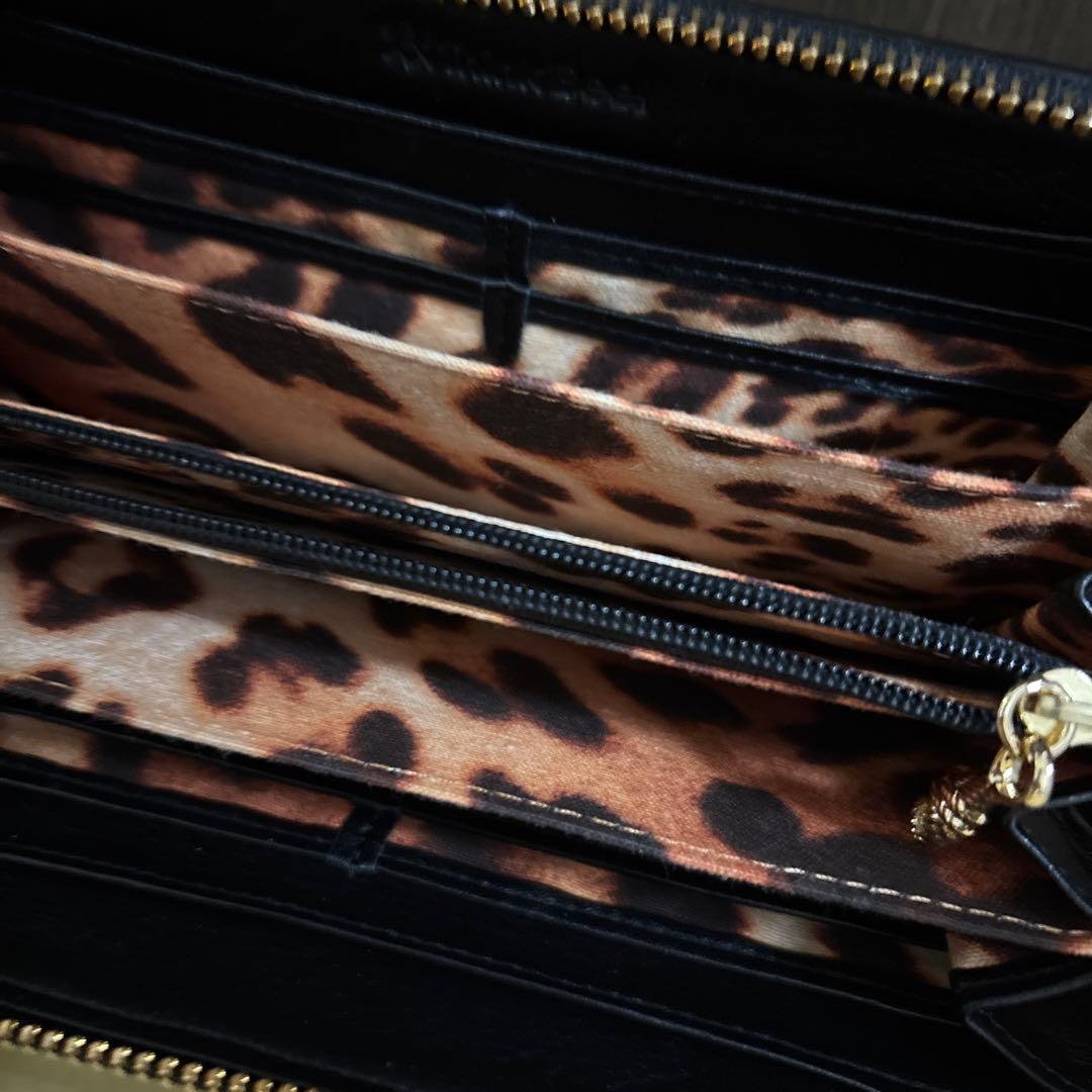 Think Bee!☆新品タグ付き ヒョウ柄 グリッターラウンドファスナー長財布