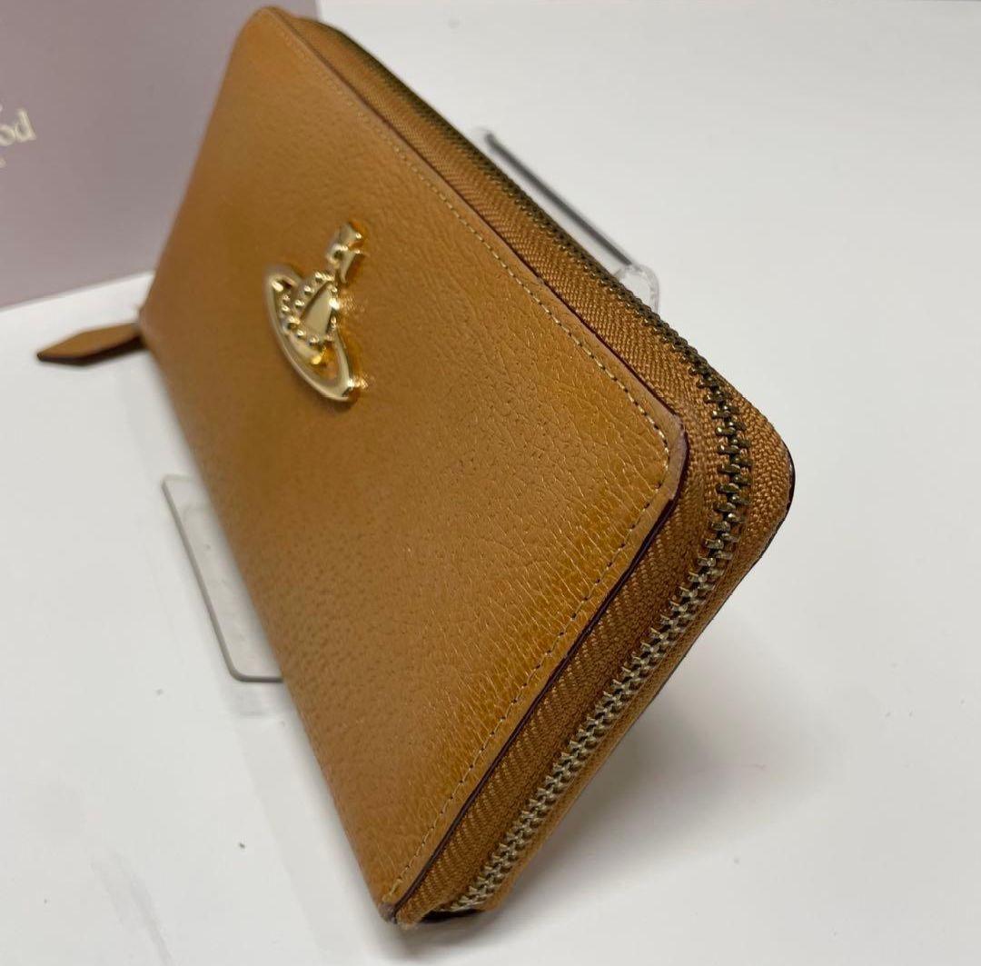 Vivienne Westwood ベージュ 長財布