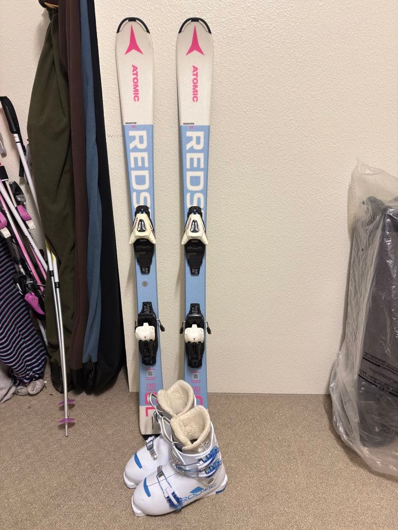 引取り歓迎！ガールズスキーセットアトミック130ゲンファクトリー24.5