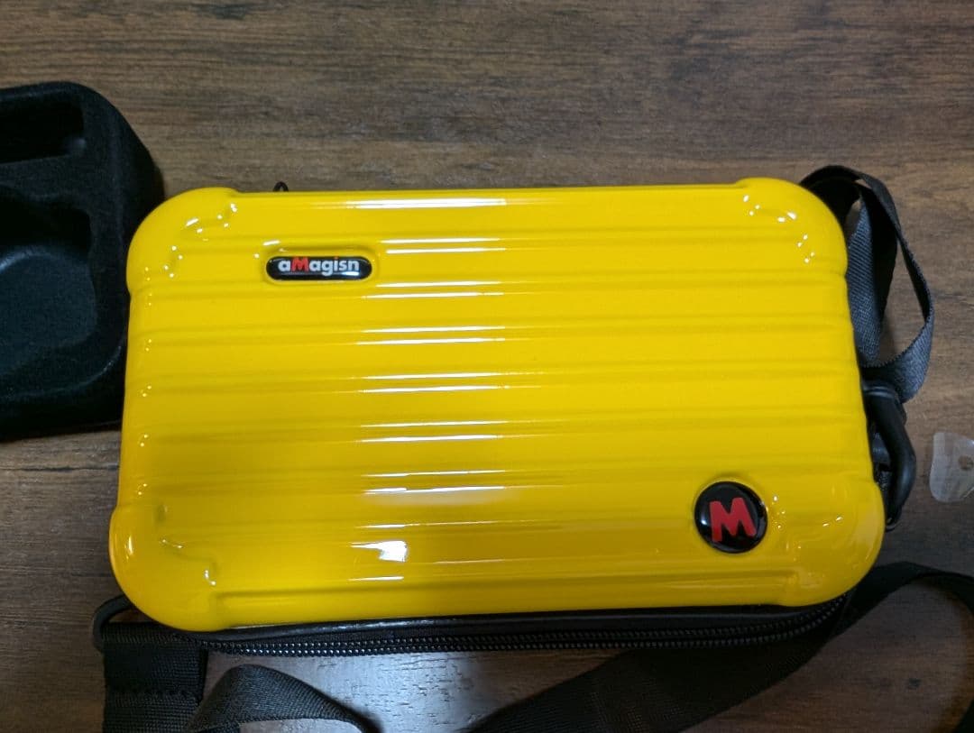 Insta360 Flow スタビライザー、aMagisnケース付き