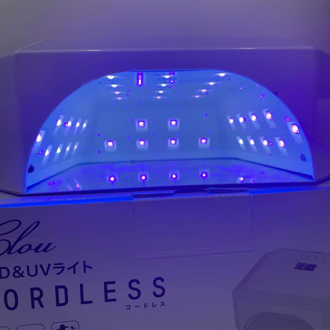 Clou クロウ コードレス LED&UVライト ジェルネイル ネイルサロン
