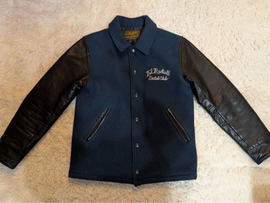 専用きゃお【即購入OK✨️値下げ交渉OK】様。RADIALL 人気モデルスタジャン