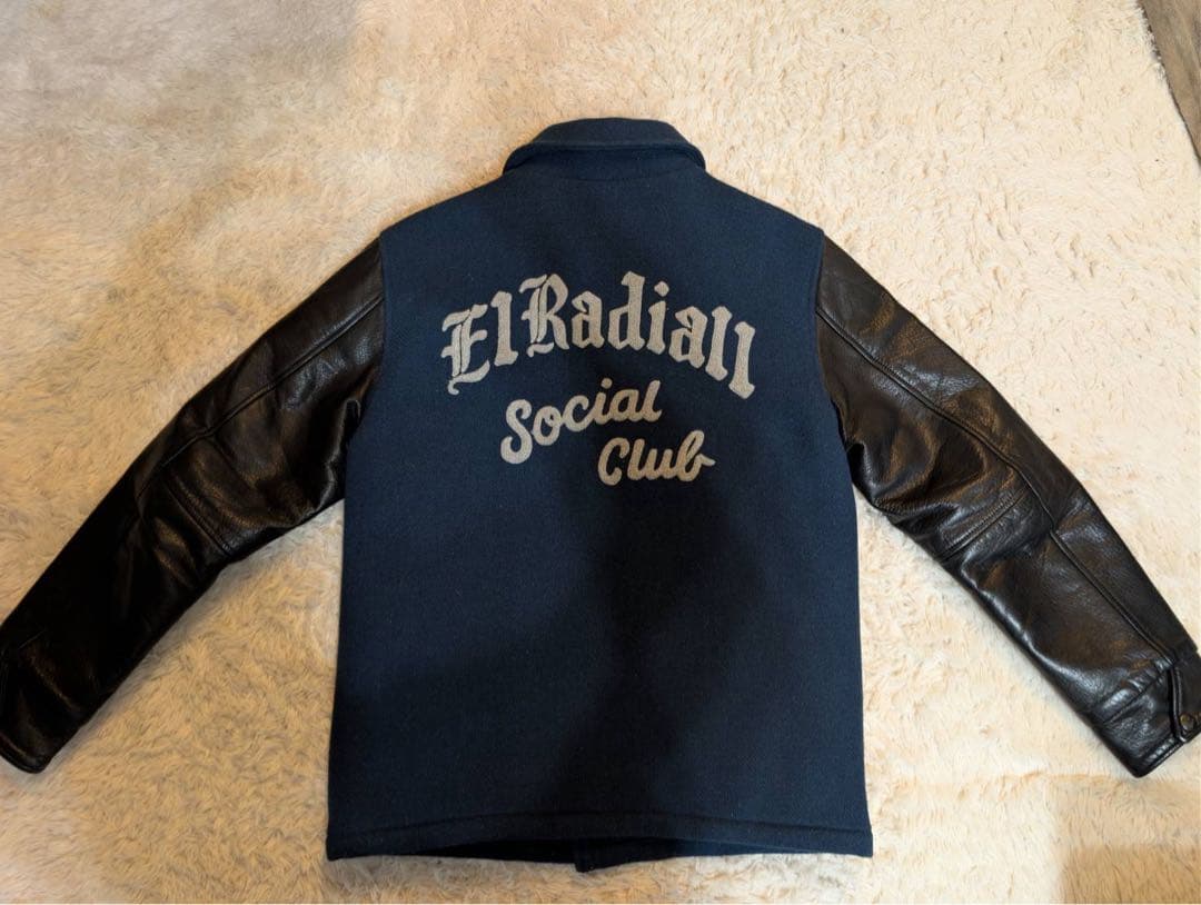 専用きゃお【即購入OK✨️値下げ交渉OK】様。RADIALL 人気モデルスタジャン