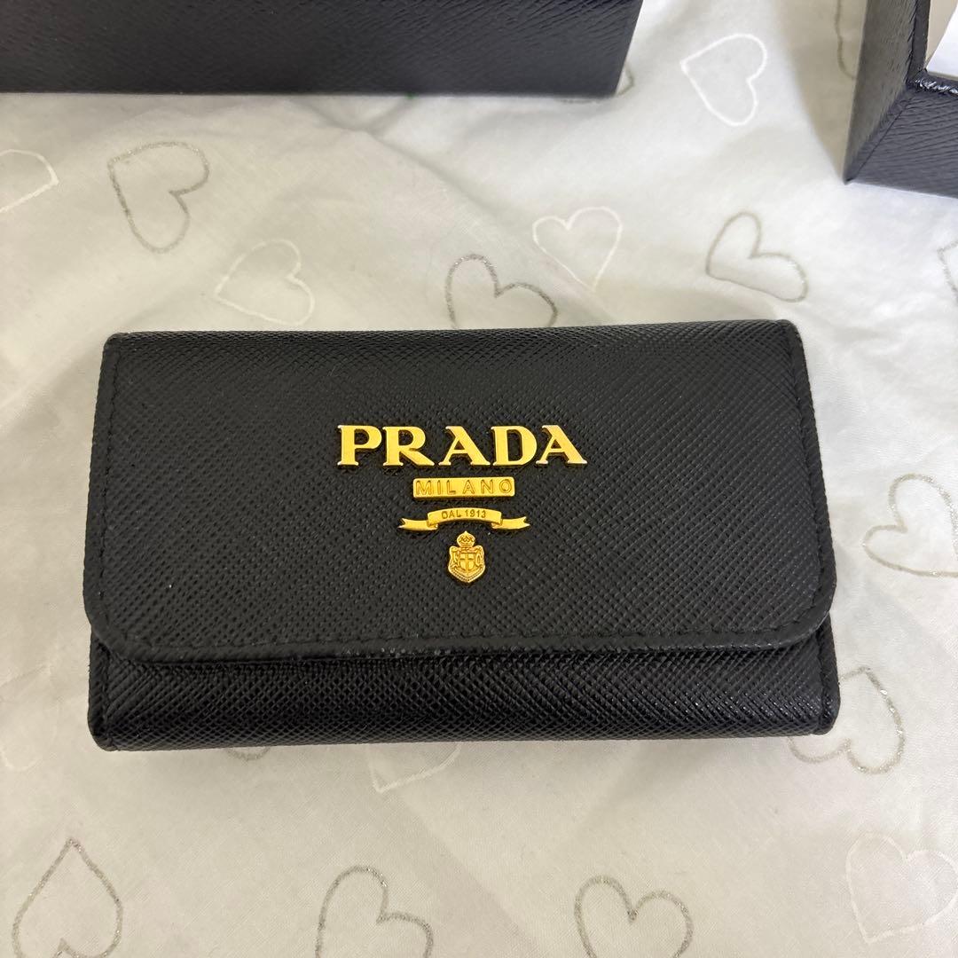 【Kyo】プラダ　キーケース