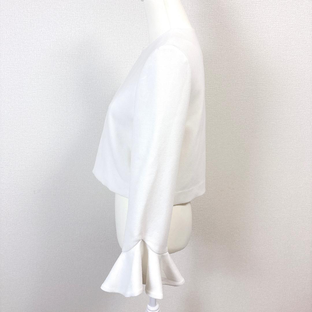 美品 YOKOCHAN ノーカラージャケット ティアードスリーブ 8 ホワイト
