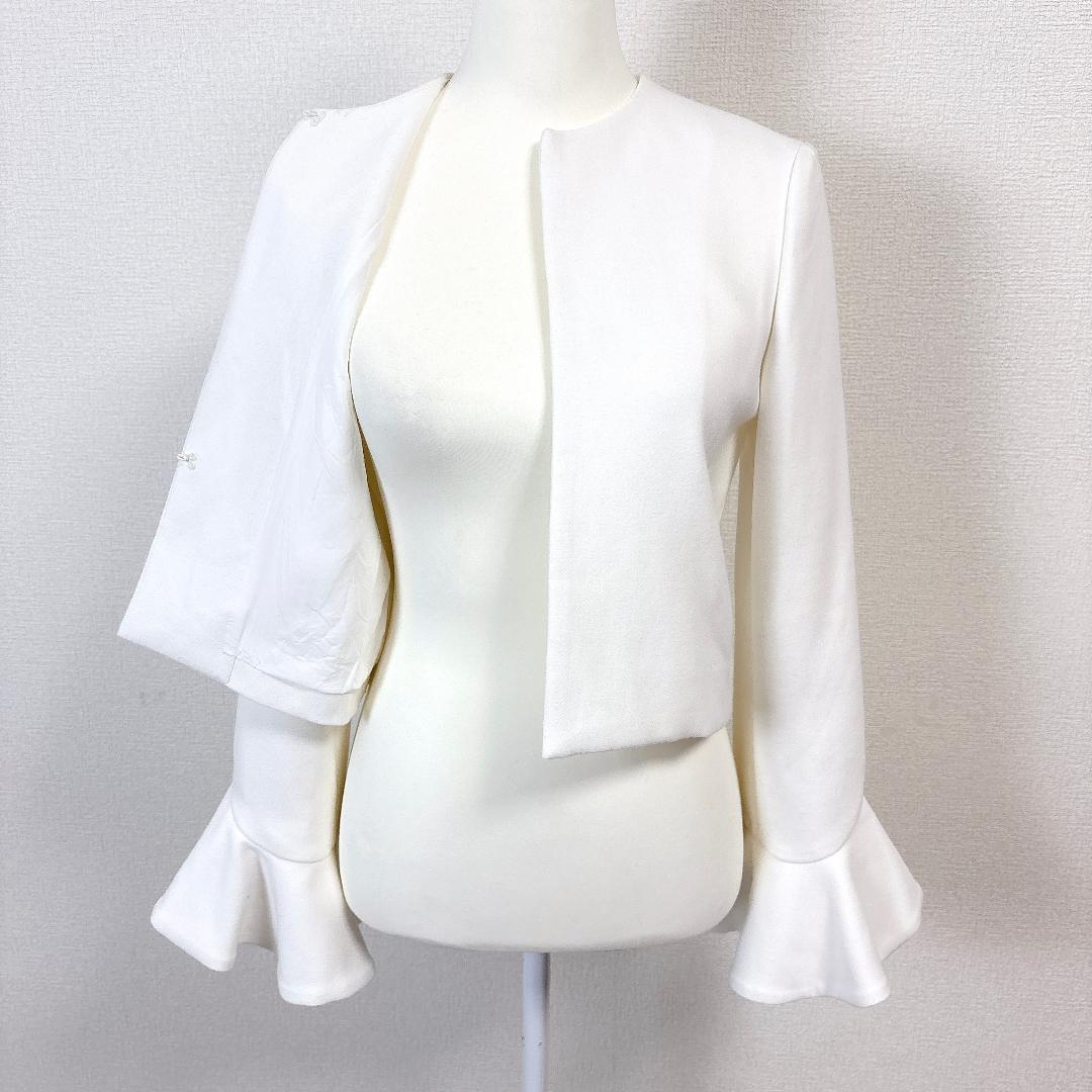 美品 YOKOCHAN ノーカラージャケット ティアードスリーブ 8 ホワイト