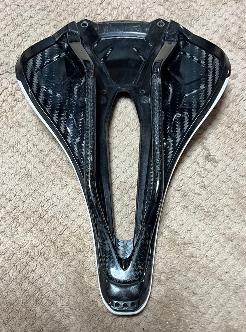 S-WORKS POWER CARBON サドル　143mm スペシャライズド