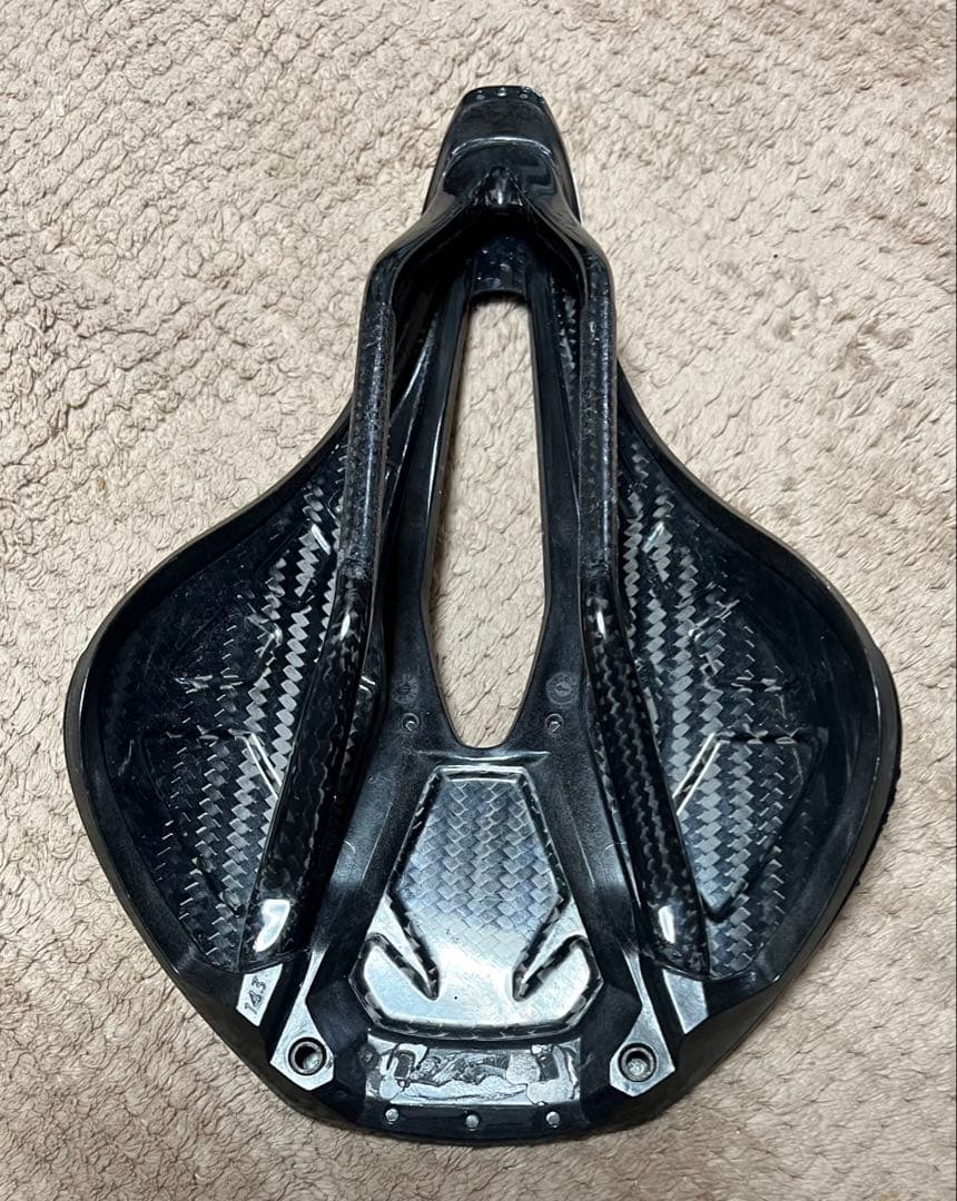 S-WORKS POWER CARBON サドル　143mm スペシャライズド