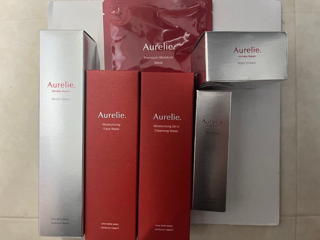 Aurelie. プレミアムエイジング集中ケア