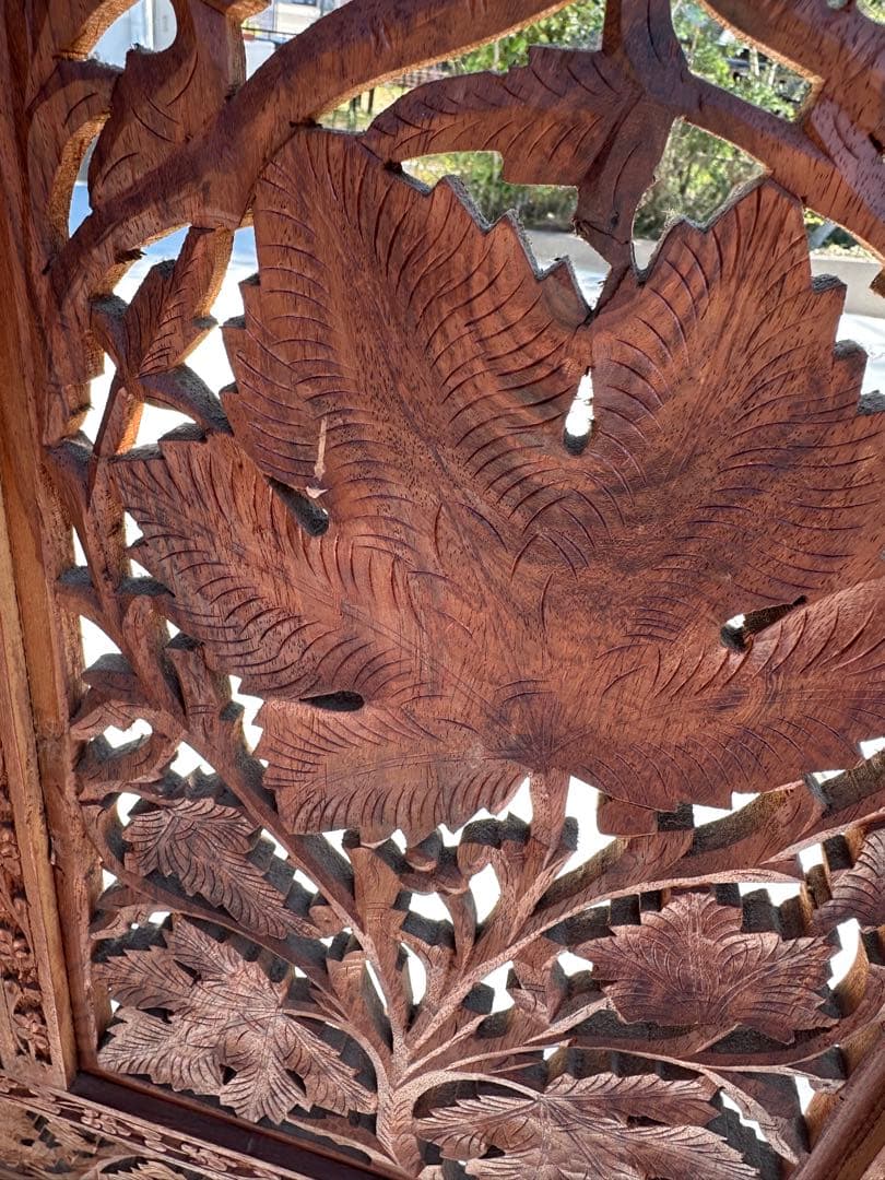 アジアン家具 4連パーテーション 透かし彫り 衝立 間仕切り 彫刻 木製 ウッド