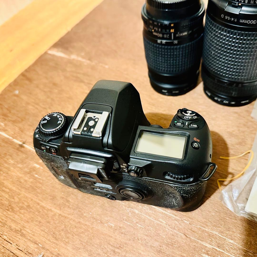 Nikon F80 一眼レフカメラ レンズ2本付き