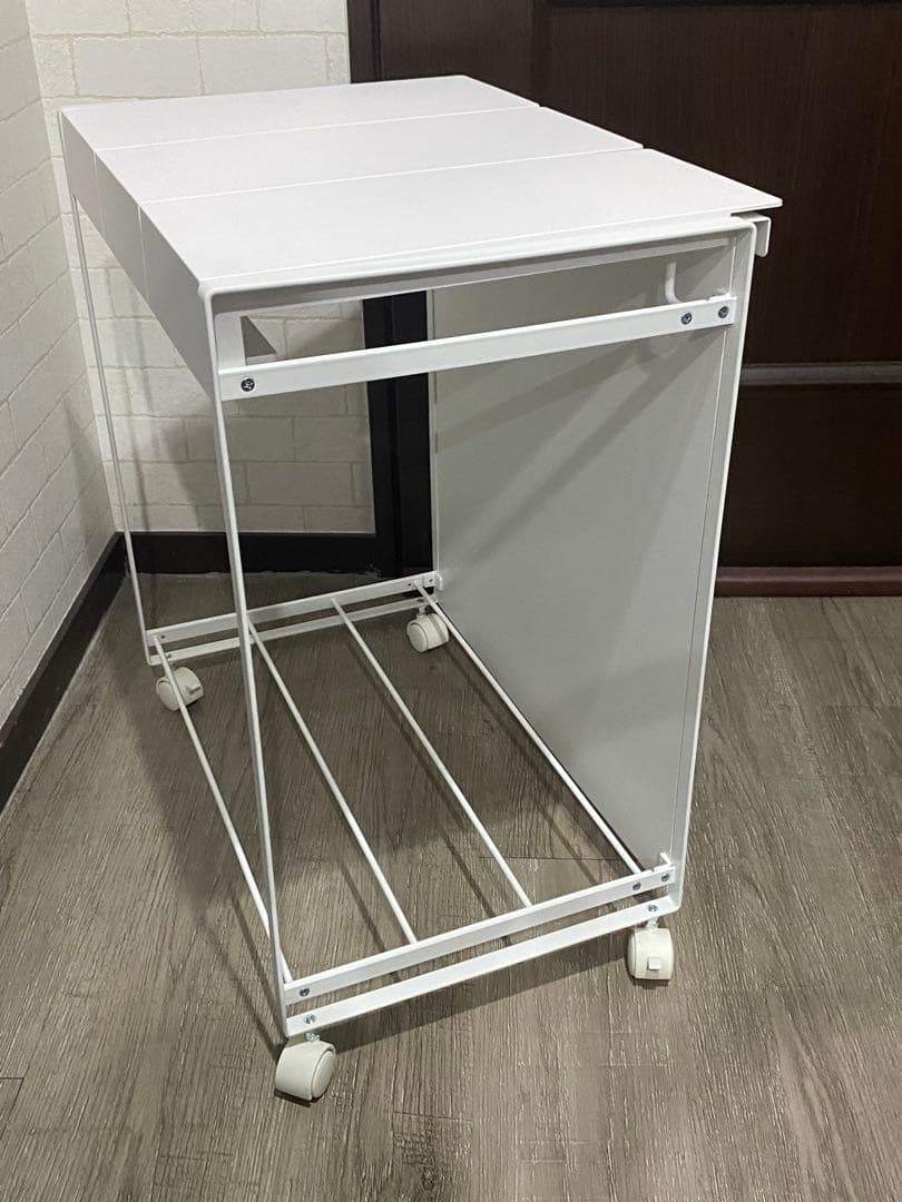 美品 山崎実業 Tower・タワー 目隠し蓋付き 3分別ダストワゴン 白