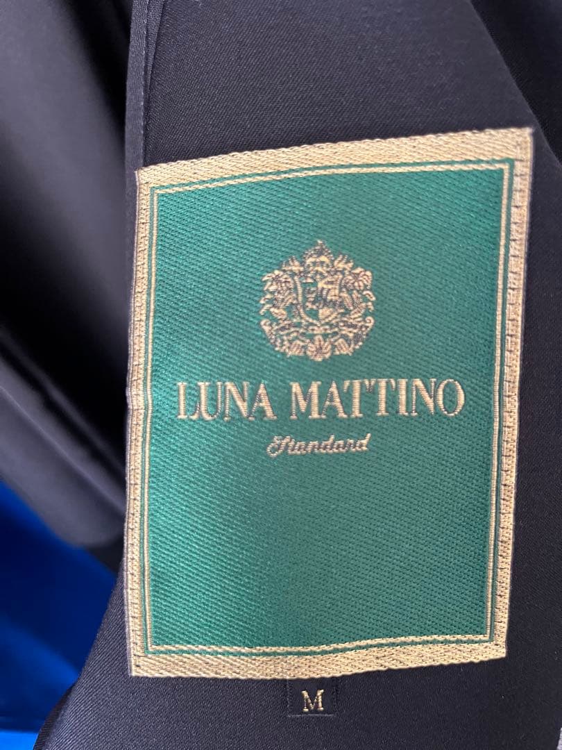 Peace 【希少 】ルナマティーノ ハーフコート (美品)