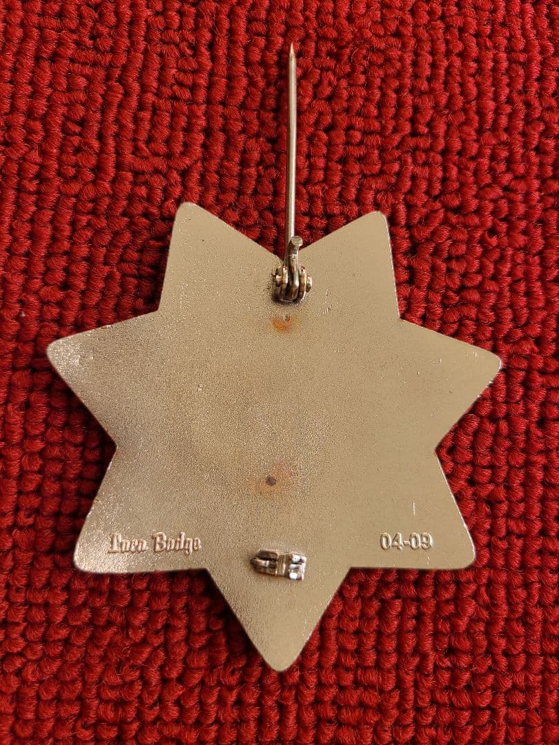 米国ポリスバッジ ヴィンテージ HPD【ホノルルPD】PF社製バッジホルダー付き