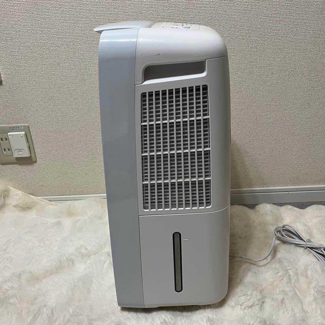 シャープ　除湿機　CM-L100-W 2021年製