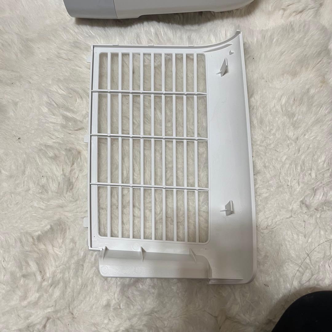 シャープ　除湿機　CM-L100-W 2021年製