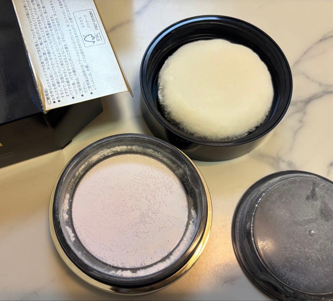 クレドポーボーテ　プードルトランスパラントn M 1 ライト