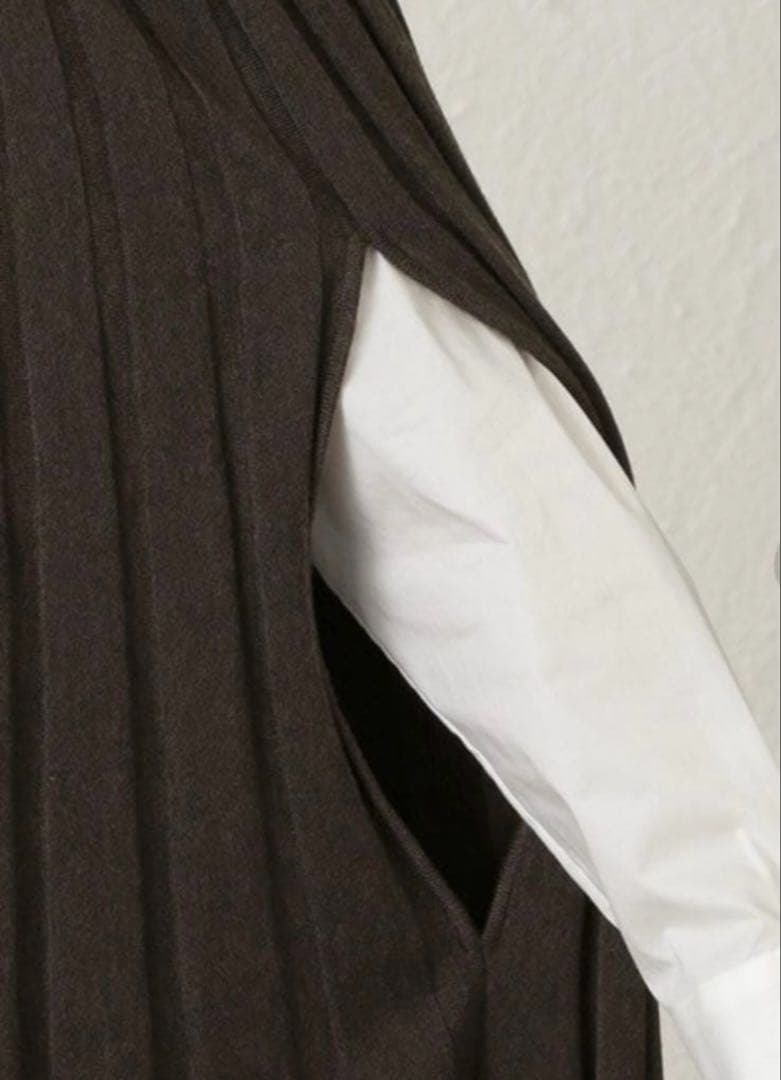 EPOCA エポカ 定価7.2万 プリーツケープジップニット ブラック 40