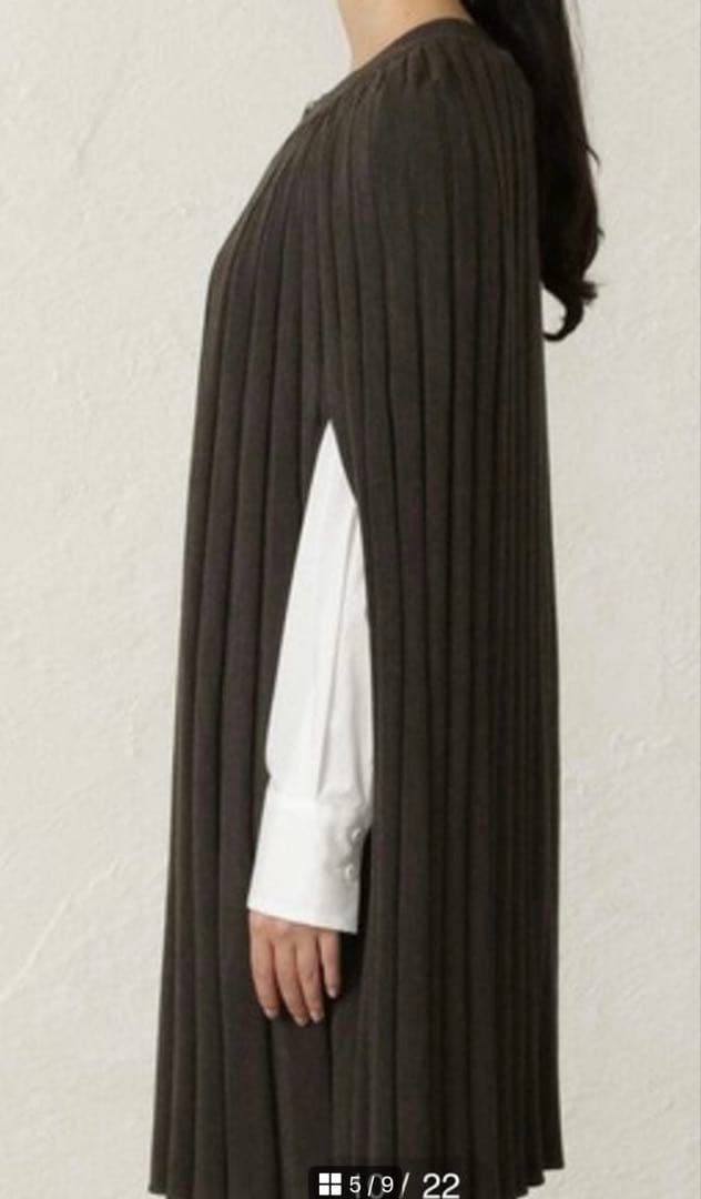 EPOCA エポカ 定価7.2万 プリーツケープジップニット ブラック 40