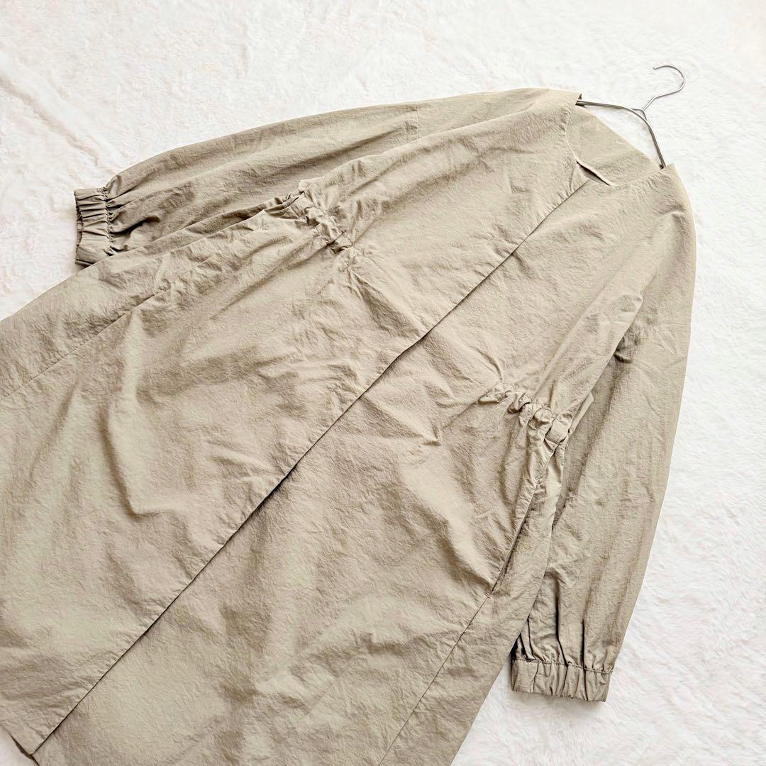 未使用級✨ビアズリー　バルーン袖フレアコート　ベージュ　Fサイズ 25年モデル