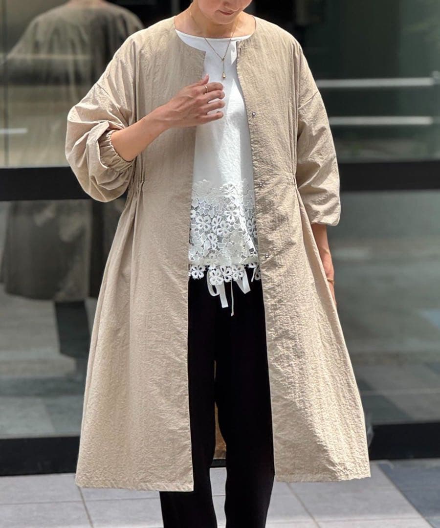 未使用級✨ビアズリー　バルーン袖フレアコート　ベージュ　Fサイズ 25年モデル