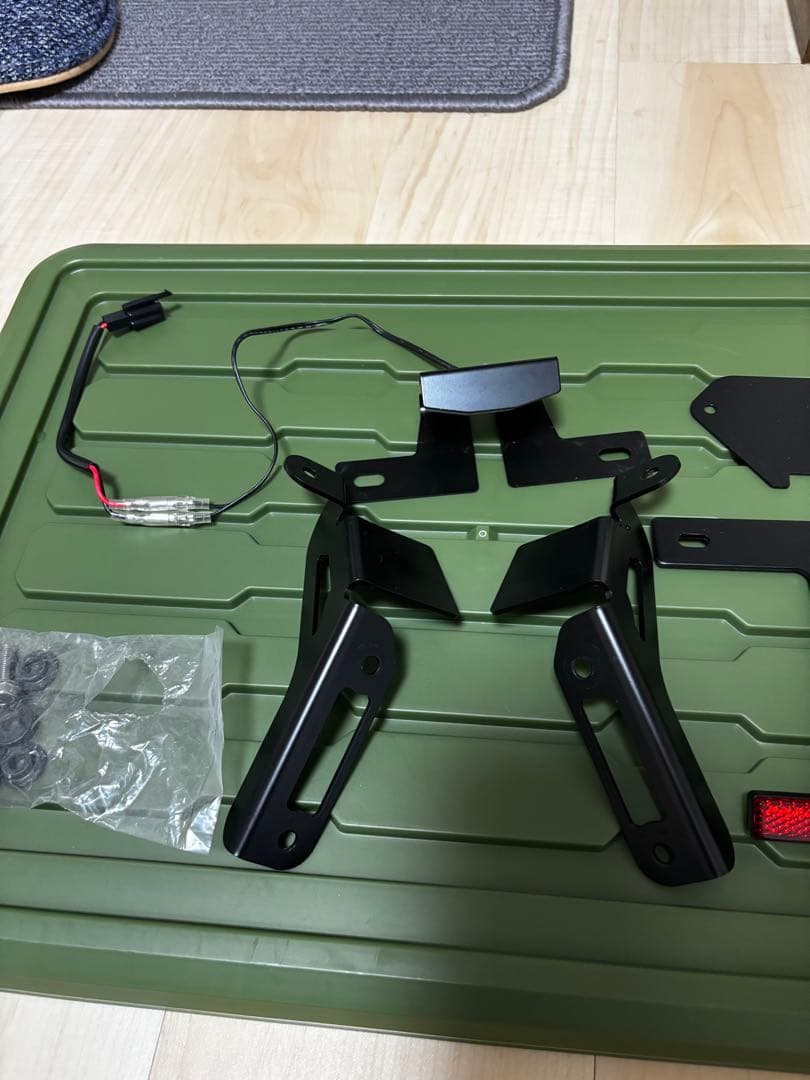 z650rsフェンダーレスキット