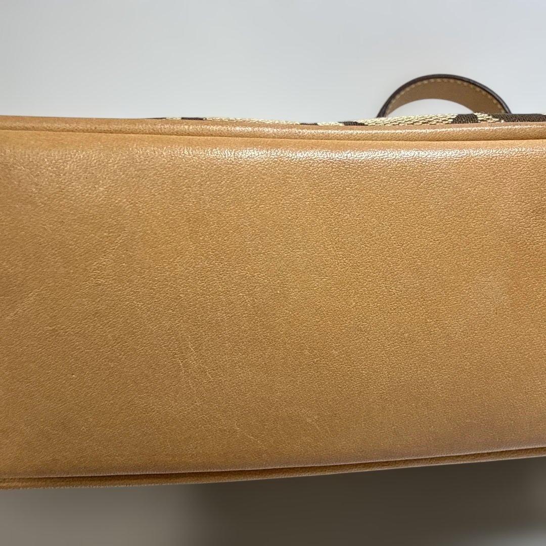 COACH ショルダーバッグ ロゴ柄