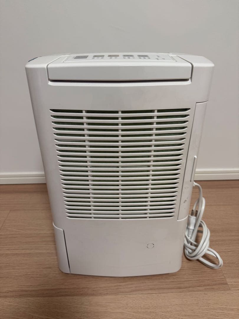 トヨトミ デシカント式除湿機　8.0L/日