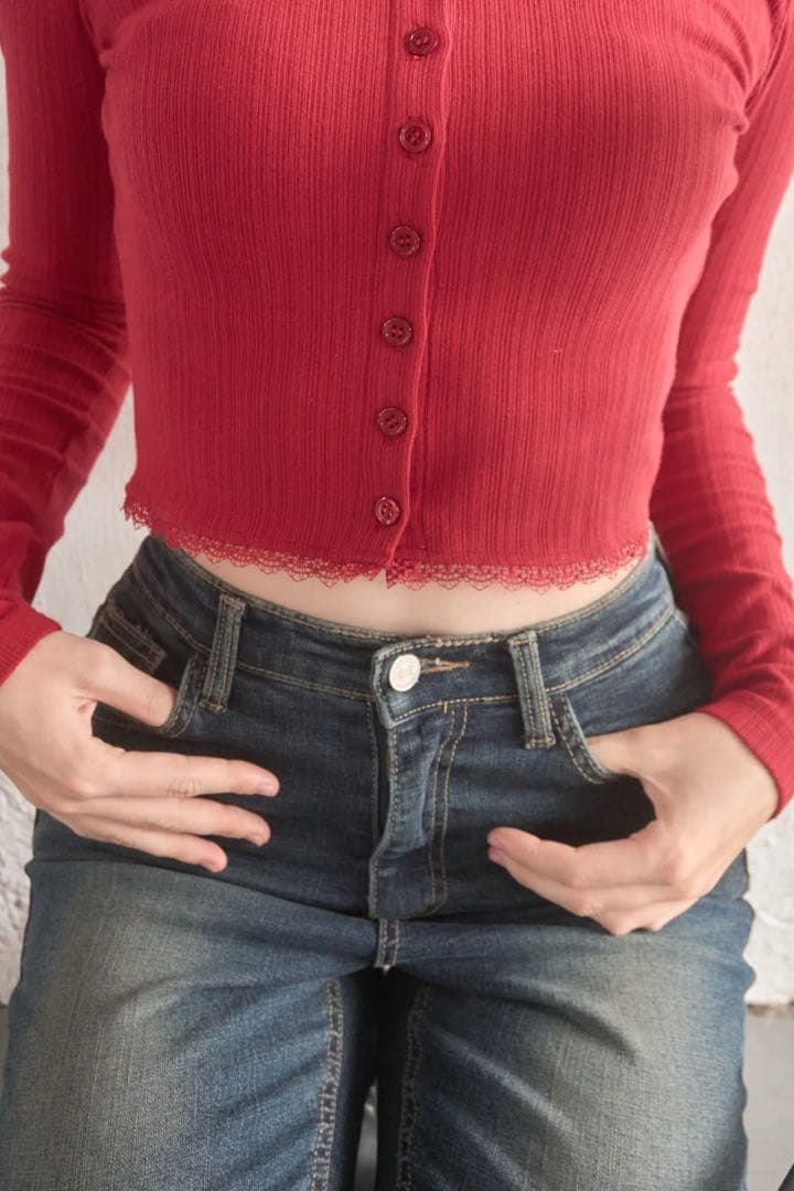 YILON 即完売　ROSE RIBBON CARDIGAN レッド　新品