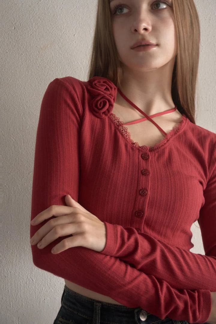 YILON 即完売　ROSE RIBBON CARDIGAN レッド　新品