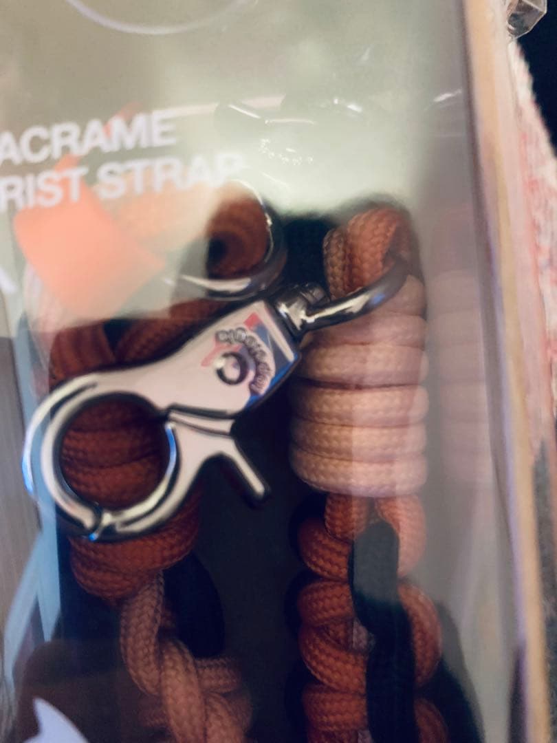 【未開封品】Maison Kitsuné x Topologieリストストラップ