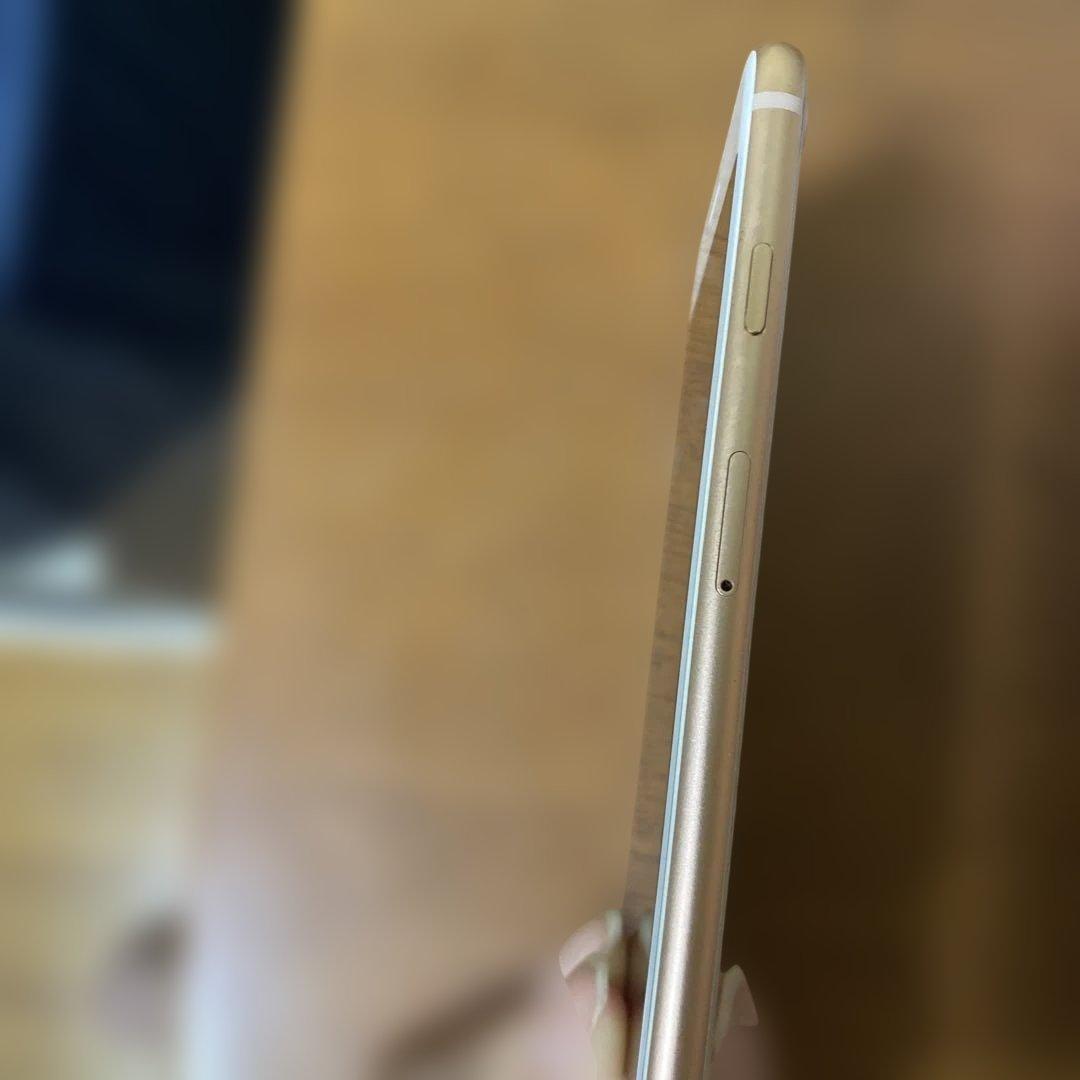 iPhone8 64GB ゴールド